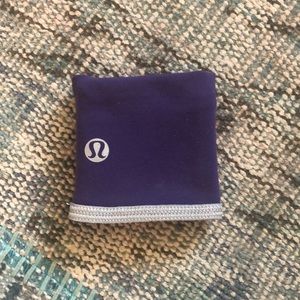 LULULEMON wristband wallet / sweatband GUC purple - fun!